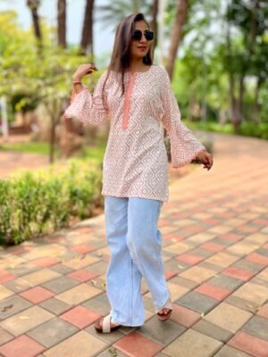 Peach Pataakha – Style that Speaks Joy