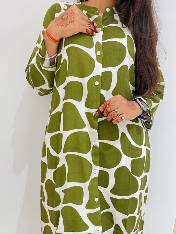 Chic Patta Shirt - Image 4